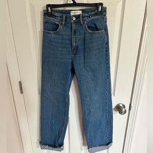 Abercrombie & Fitch 90s Relaxed High Rise Jean - Size 26